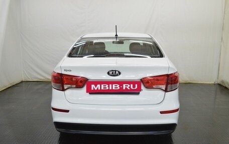 KIA Rio III рестайлинг, 2016 год, 870 000 рублей, 6 фотография
