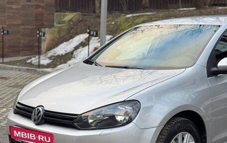 Volkswagen Golf VI, 2009 год, 850 000 рублей, 2 фотография
