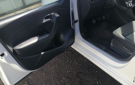 Volkswagen Polo VI (EU Market), 2013 год, 730 000 рублей, 10 фотография