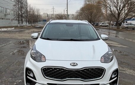 KIA Sportage IV рестайлинг, 2019 год, 2 150 000 рублей, 2 фотография