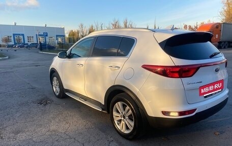 KIA Sportage IV рестайлинг, 2018 год, 2 090 000 рублей, 4 фотография