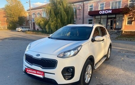 KIA Sportage IV рестайлинг, 2018 год, 2 090 000 рублей, 2 фотография