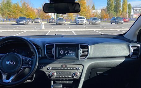 KIA Sportage IV рестайлинг, 2018 год, 2 090 000 рублей, 11 фотография