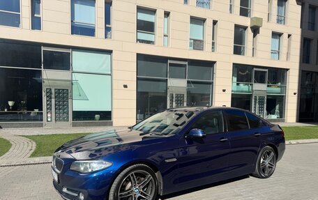 BMW 5 серия, 2015 год, 2 350 000 рублей, 2 фотография