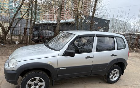Chevrolet Niva I рестайлинг, 2012 год, 392 000 рублей, 7 фотография
