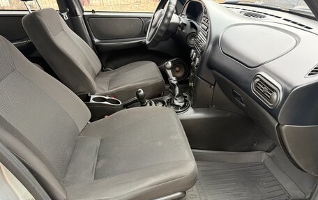 Chevrolet Niva I рестайлинг, 2012 год, 392 000 рублей, 10 фотография