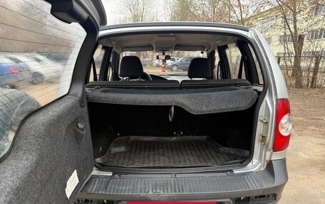 Chevrolet Niva I рестайлинг, 2012 год, 392 000 рублей, 17 фотография