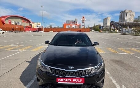 KIA Optima IV, 2018 год, 2 365 000 рублей, 9 фотография