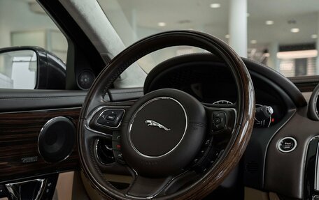 Jaguar XJ IV (X351), 2016 год, 4 000 000 рублей, 11 фотография