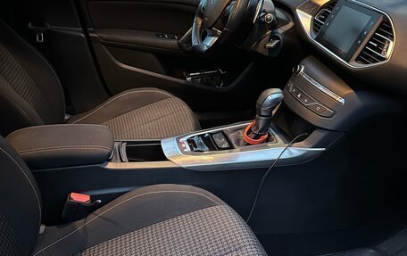 Peugeot 308 II, 2019 год, 1 250 000 рублей, 8 фотография