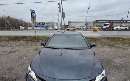 Toyota Camry, 2018 год, 2 550 000 рублей, 13 фотография