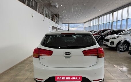 KIA Rio III рестайлинг, 2016 год, 1 400 000 рублей, 5 фотография