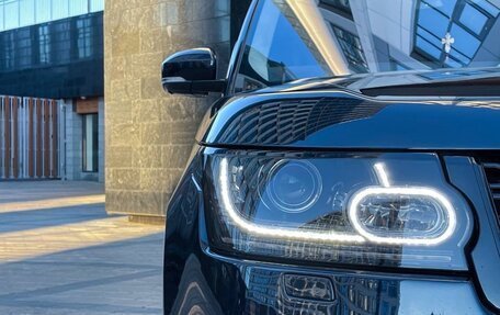 Land Rover Range Rover IV рестайлинг, 2014 год, 3 450 000 рублей, 4 фотография