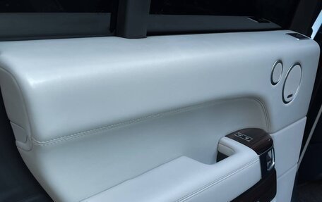 Land Rover Range Rover IV рестайлинг, 2014 год, 3 450 000 рублей, 9 фотография