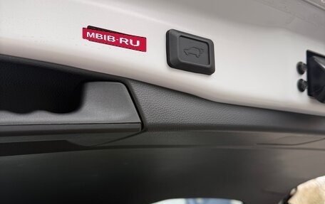 Toyota RAV4, 2021 год, 3 300 000 рублей, 7 фотография