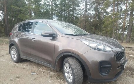 KIA Sportage IV рестайлинг, 2017 год, 1 600 000 рублей, 3 фотография