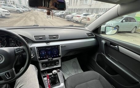 Volkswagen Passat B7, 2011 год, 1 290 000 рублей, 11 фотография