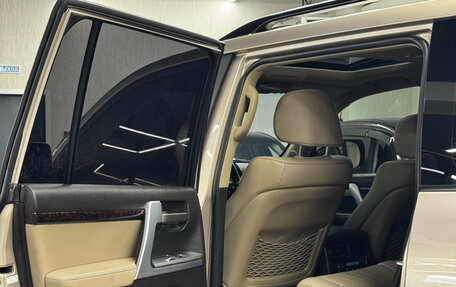 Toyota Land Cruiser 200, 2008 год, 3 150 000 рублей, 27 фотография