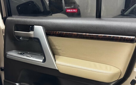 Toyota Land Cruiser 200, 2008 год, 3 150 000 рублей, 34 фотография