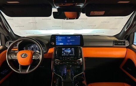 Lexus LX, 2023 год, 13 500 000 рублей, 19 фотография
