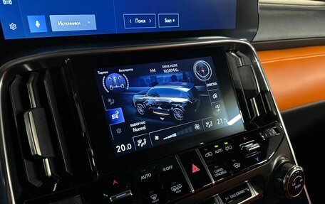 Lexus LX, 2023 год, 13 500 000 рублей, 24 фотография