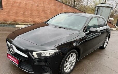 Mercedes-Benz A-Класс, 2018 год, 2 990 000 рублей, 1 фотография