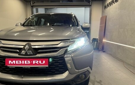 Mitsubishi Pajero Sport III рестайлинг, 2018 год, 1 949 000 рублей, 13 фотография