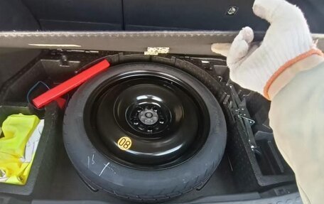 Toyota C-HR I рестайлинг, 2021 год, 2 800 000 рублей, 4 фотография