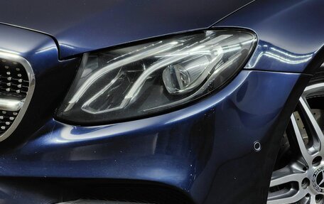 Mercedes-Benz E-Класс, 2019 год, 3 050 000 рублей, 10 фотография