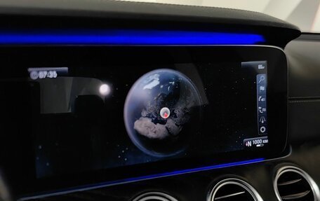 Mercedes-Benz E-Класс, 2019 год, 3 050 000 рублей, 22 фотография