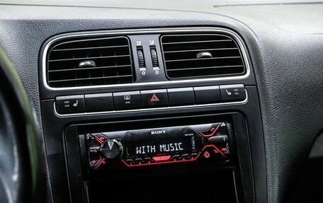 Volkswagen Polo VI (EU Market), 2011 год, 650 000 рублей, 17 фотография