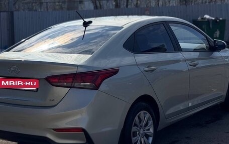 Hyundai Solaris II рестайлинг, 2018 год, 1 420 000 рублей, 8 фотография