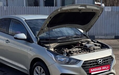 Hyundai Solaris II рестайлинг, 2018 год, 1 420 000 рублей, 24 фотография