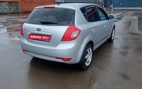 KIA cee'd I рестайлинг, 2010 год, 780 000 рублей, 4 фотография