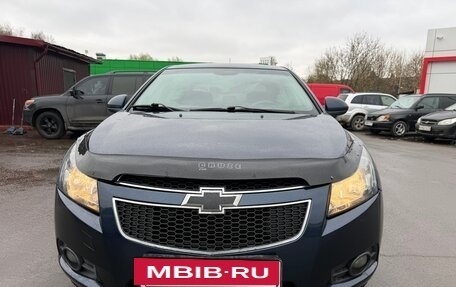 Chevrolet Cruze II, 2010 год, 645 000 рублей, 5 фотография