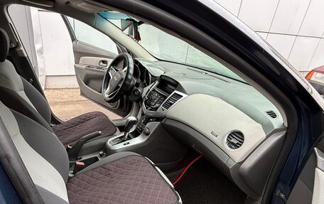 Chevrolet Cruze II, 2010 год, 645 000 рублей, 15 фотография