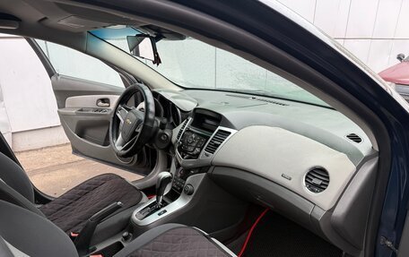 Chevrolet Cruze II, 2010 год, 645 000 рублей, 14 фотография