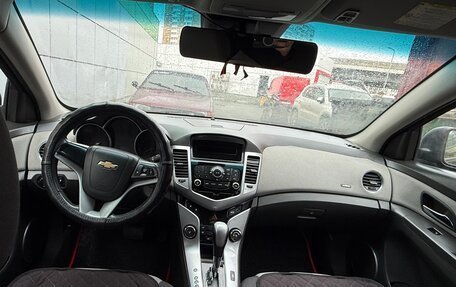 Chevrolet Cruze II, 2010 год, 645 000 рублей, 17 фотография