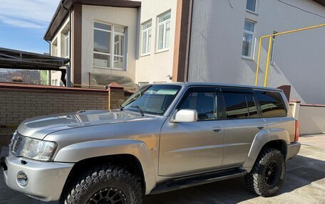 Nissan Patrol, 2005 год, 2 100 000 рублей, 2 фотография