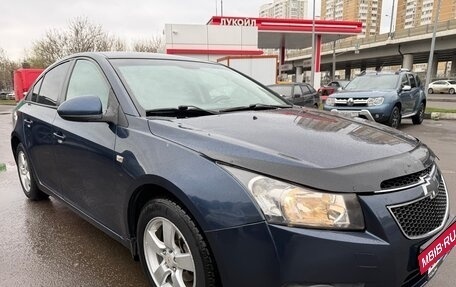 Chevrolet Cruze II, 2010 год, 645 000 рублей, 2 фотография