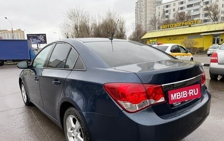 Chevrolet Cruze II, 2010 год, 645 000 рублей, 9 фотография