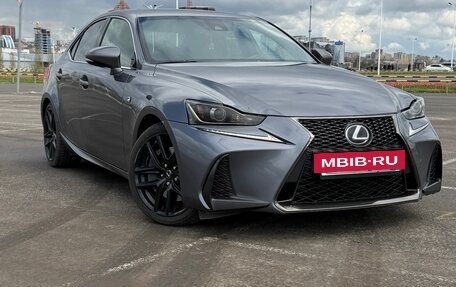 Lexus IS III, 2017 год, 2 900 000 рублей, 2 фотография