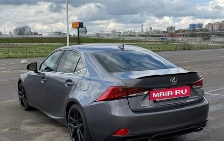 Lexus IS III, 2017 год, 2 900 000 рублей, 6 фотография