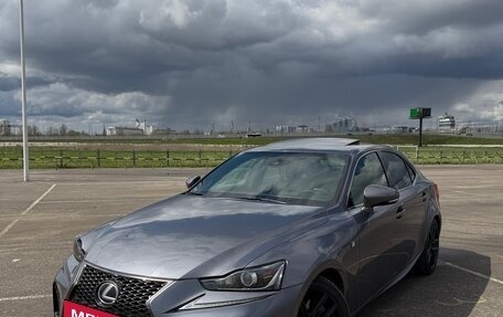 Lexus IS III, 2017 год, 2 900 000 рублей, 10 фотография