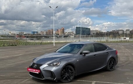 Lexus IS III, 2017 год, 2 900 000 рублей, 8 фотография