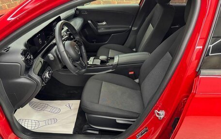 Mercedes-Benz A-Класс, 2019 год, 2 090 000 рублей, 9 фотография