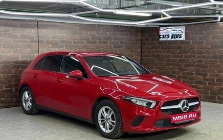 Mercedes-Benz A-Класс, 2019 год, 2 090 000 рублей, 3 фотография