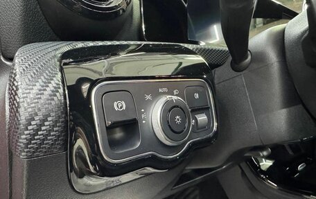 Mercedes-Benz A-Класс, 2019 год, 2 090 000 рублей, 16 фотография