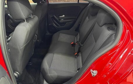 Mercedes-Benz A-Класс, 2019 год, 2 090 000 рублей, 12 фотография