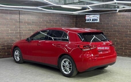 Mercedes-Benz A-Класс, 2019 год, 2 090 000 рублей, 6 фотография